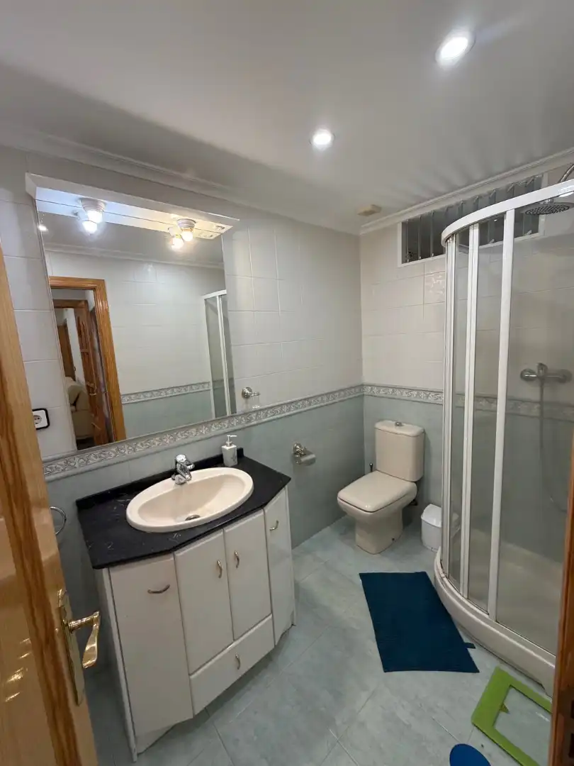 Badezimmer von Wohnung zur Miete in Puertollano mit Heizung und Möbliert