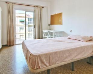 Bedroom of Apartment to share in  Valencia Capital  with Air Conditioner, Furnished and Oven