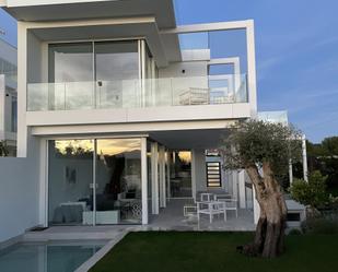 Exterior view of House or chalet for sale in Marbella  with Air Conditioner, Private garden and Terrace