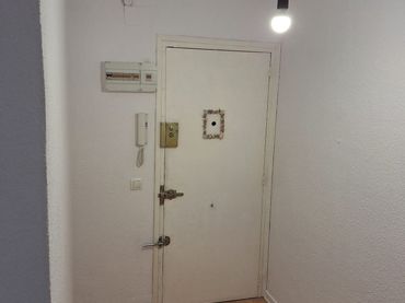 Mini appartamento con ascensore in affitto a Carrer d'August 13