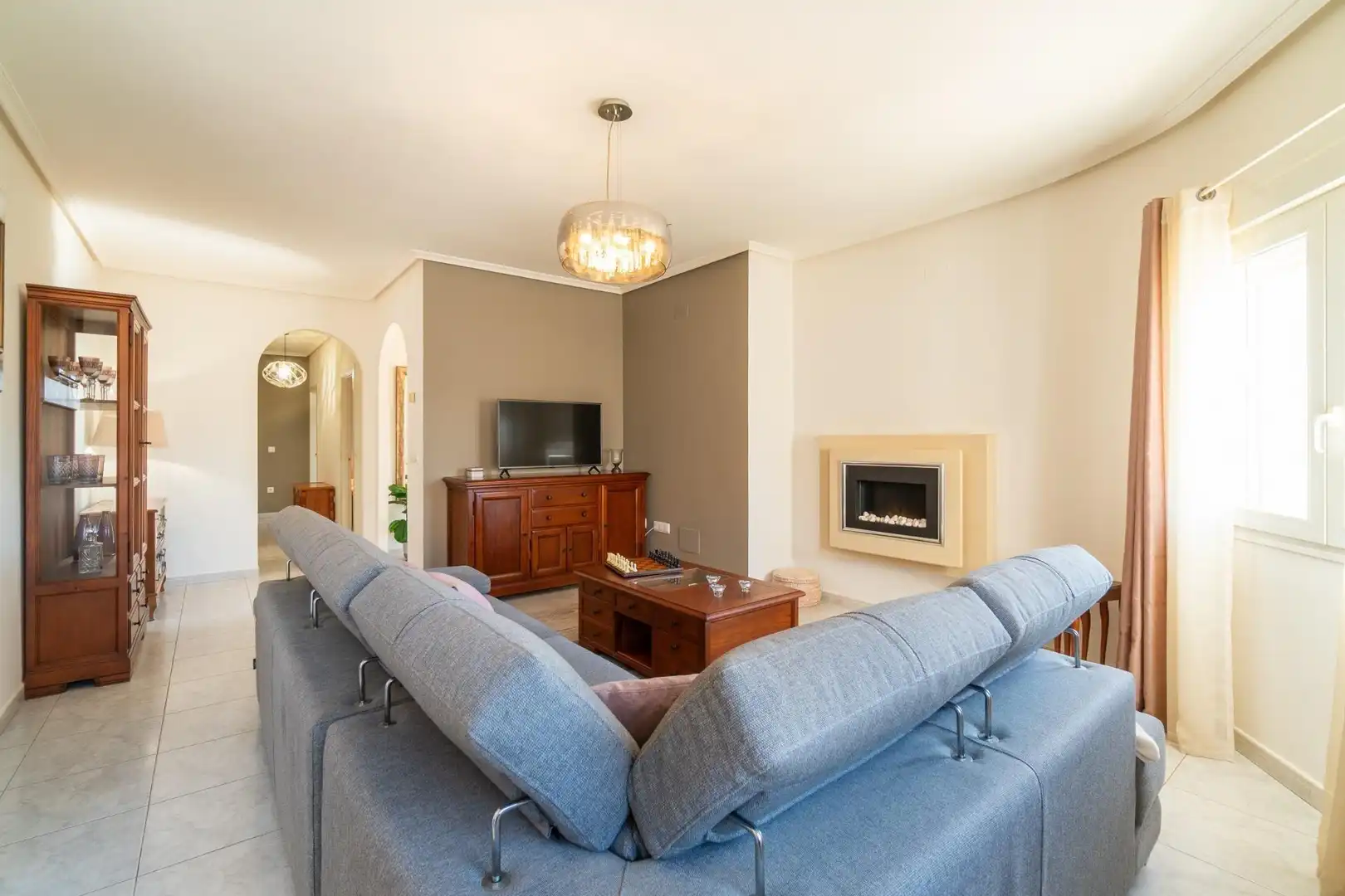 Sala d'estar de Casa o xalet en venda en Orihuela amb Aire condicionat, Calefacció i Jardí privat