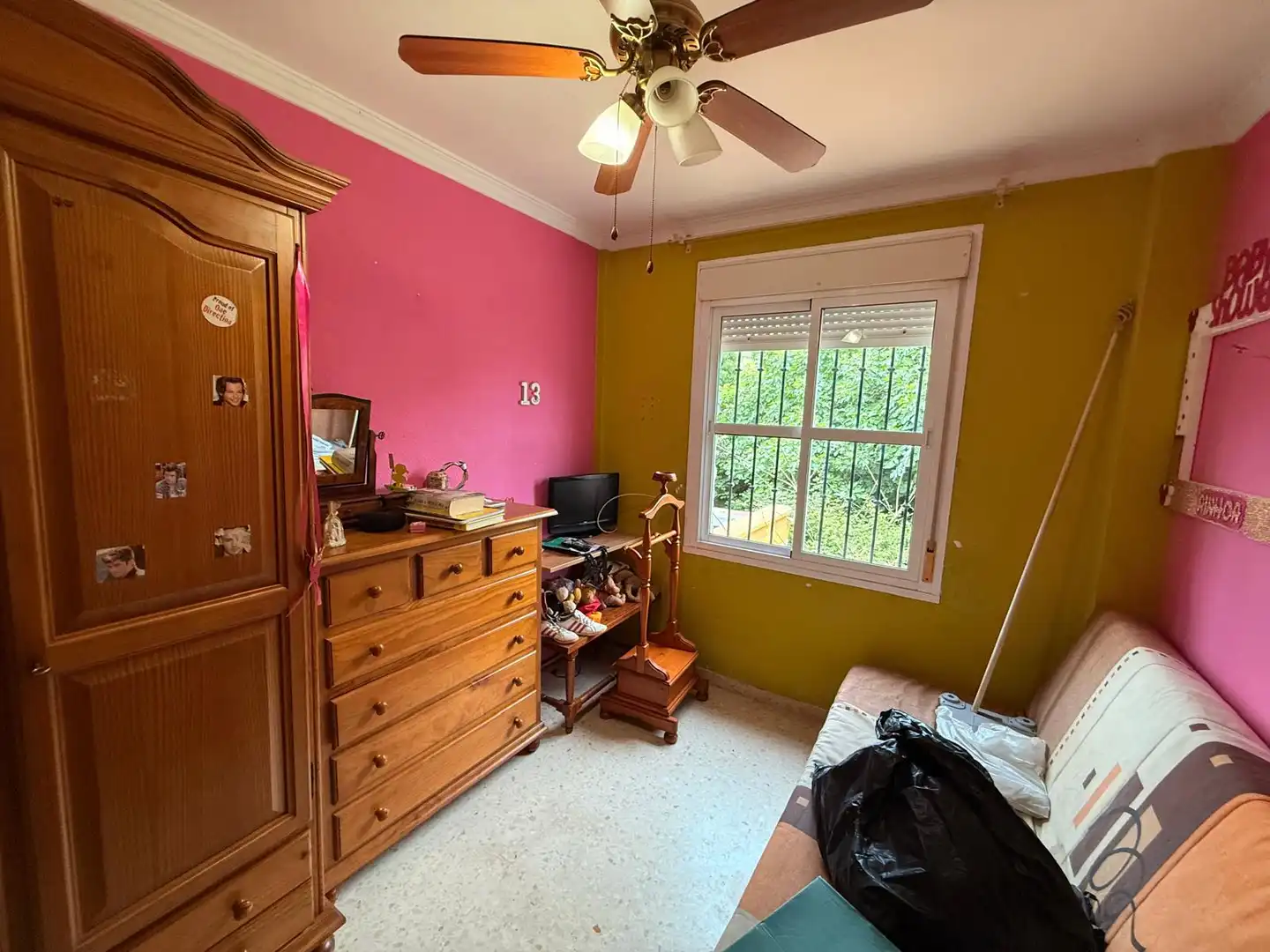 Habitación de Casa adosada en venta en Algeciras con Terraza