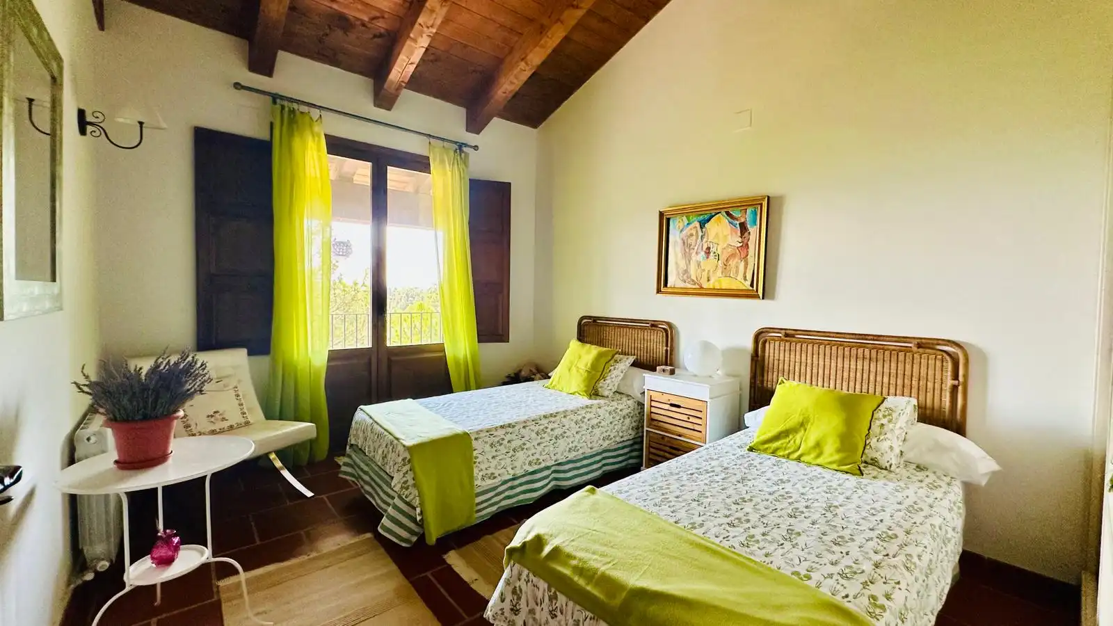 Habitación de Terreno en venta en Monroyo