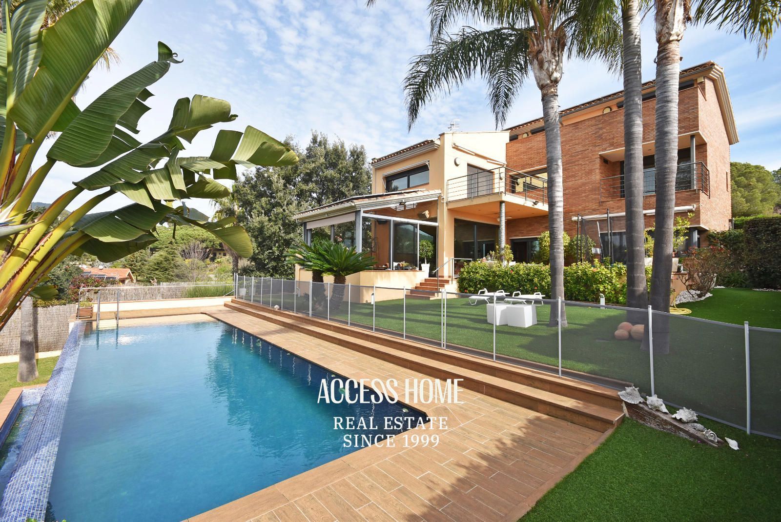 Vista exterior de Casa o chalet en venta en Sant Vicenç de Montalt con Aire acondicionado, Calefacción y Terraza