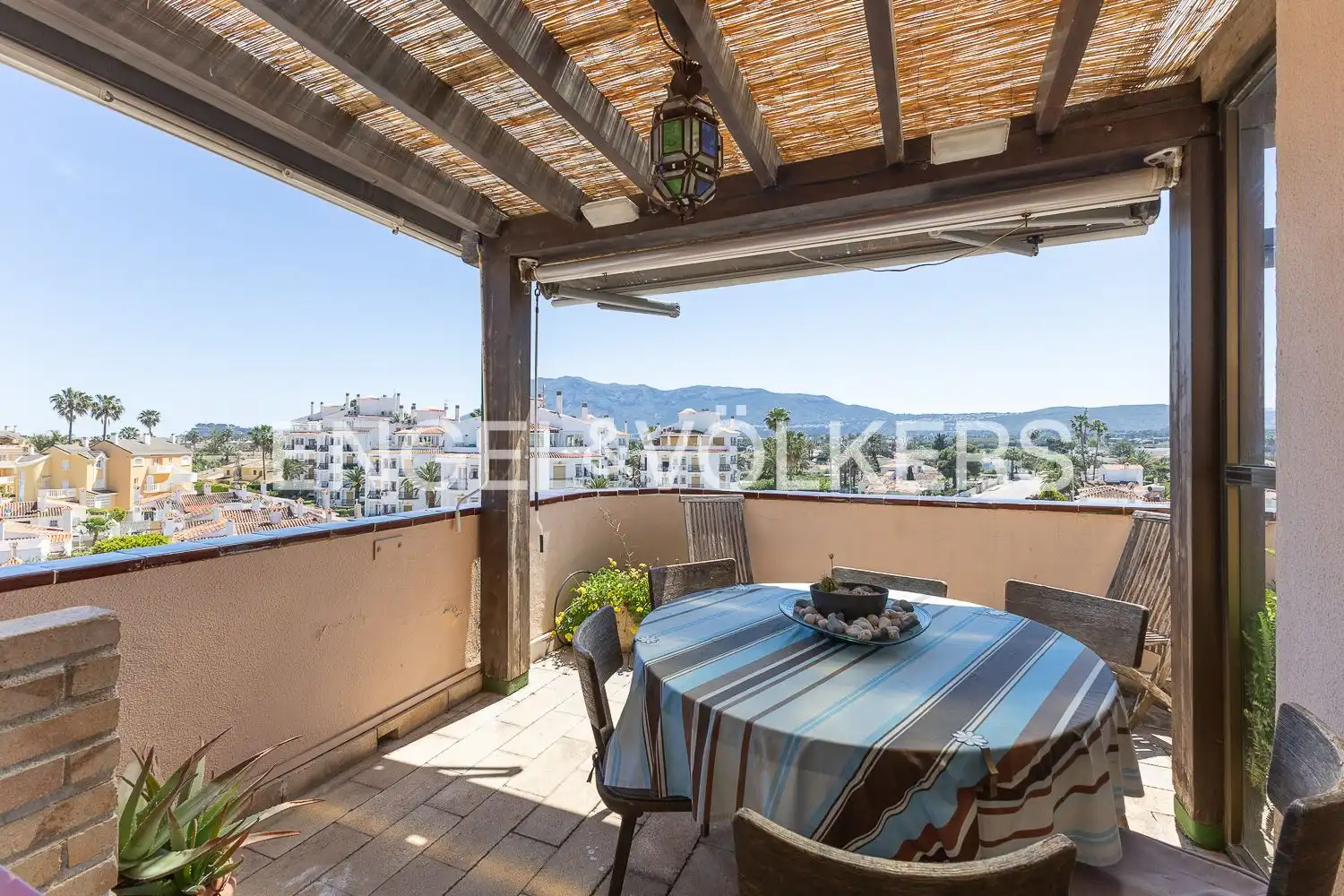 Terraza de Ático en venta en Dénia con Aire acondicionado, Calefacción y Jardín privado