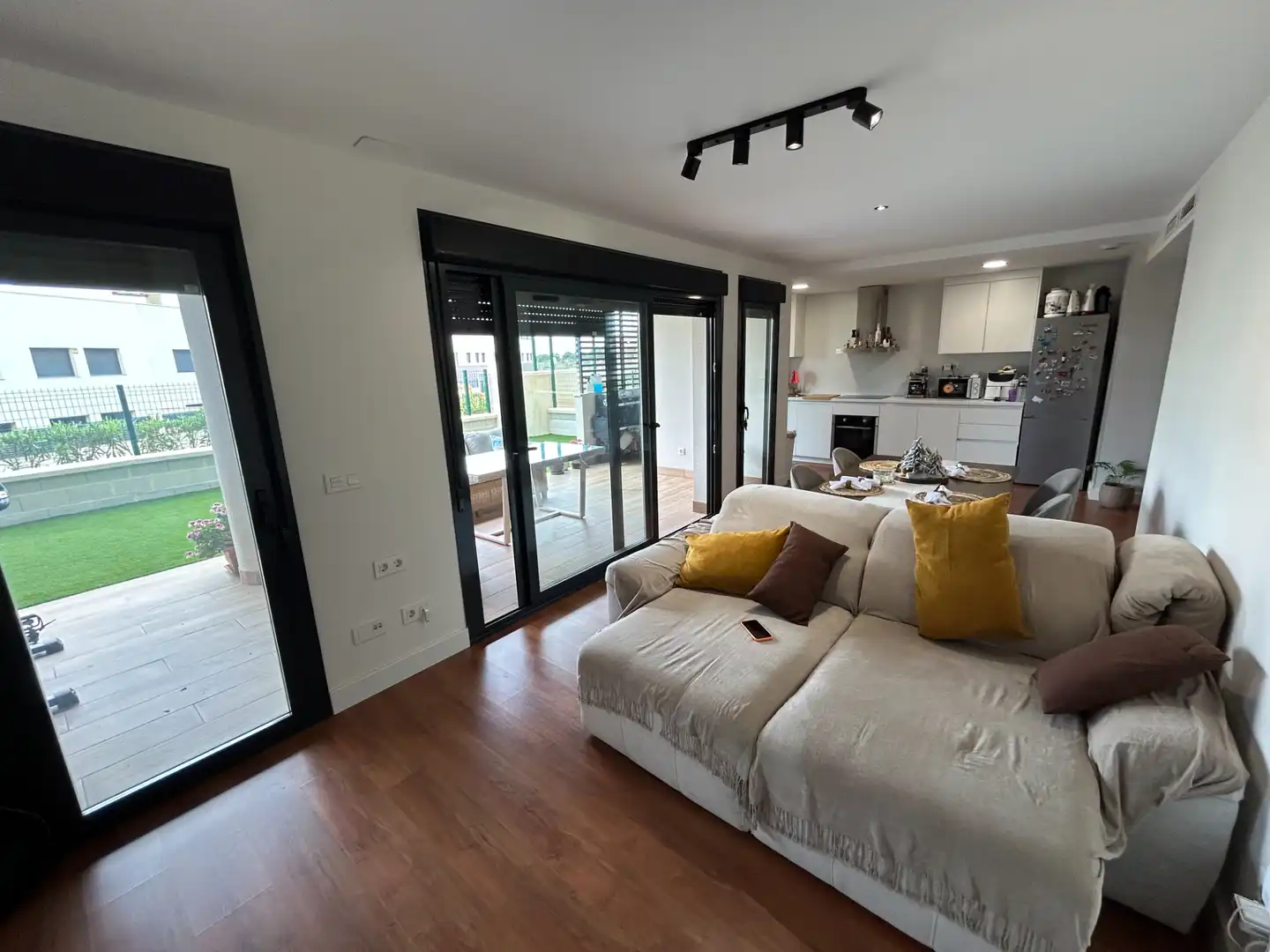 Sala de estar de Planta baja en venta en Almería con Aire acondicionado, Calefacción y Jardín privado