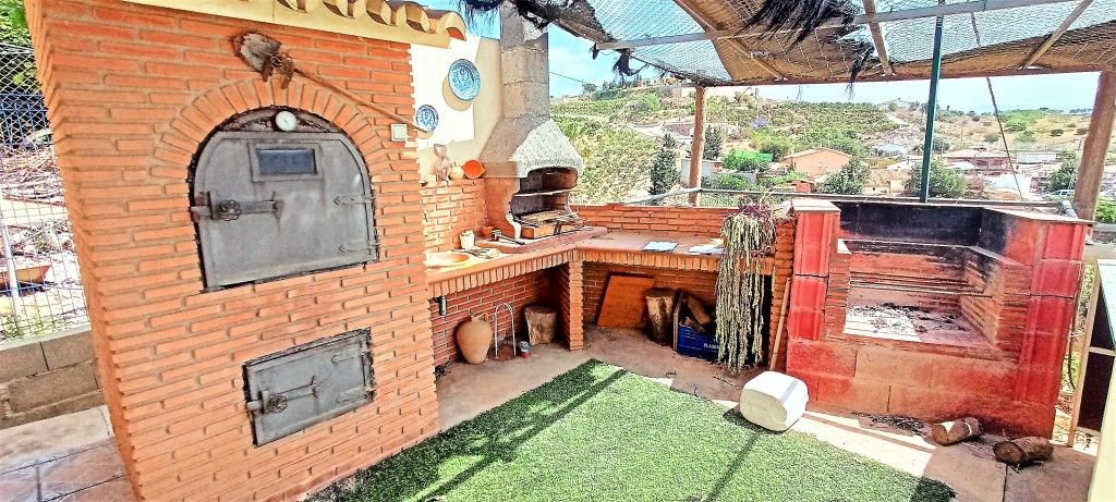 Terrassa de Finca rústica en venda en Vélez-Málaga amb Aire condicionat, Jardí privat i Terrassa
