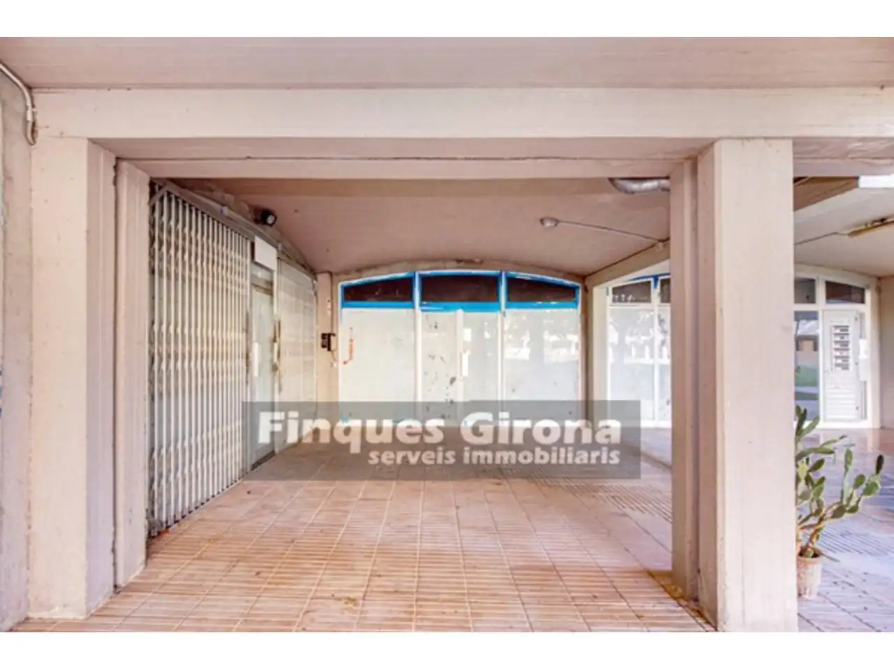 Piso en venta en Girona con Calefacción