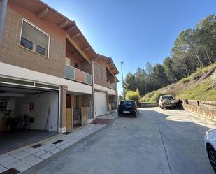 Vista exterior de Casa o xalet en venda en Caparroso amb Calefacció, Jardí privat i Terrassa