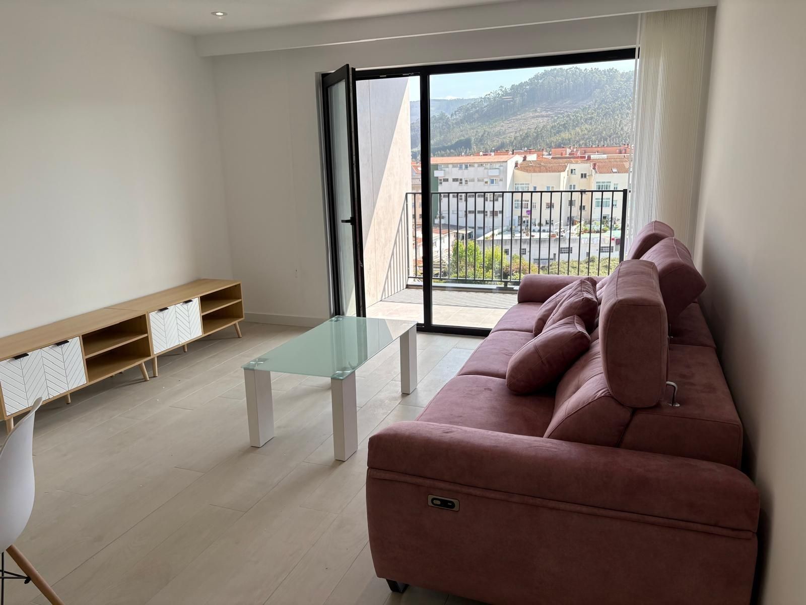 Living room of Flat to rent in Arteixo  with Heating, Terrace and Storage room