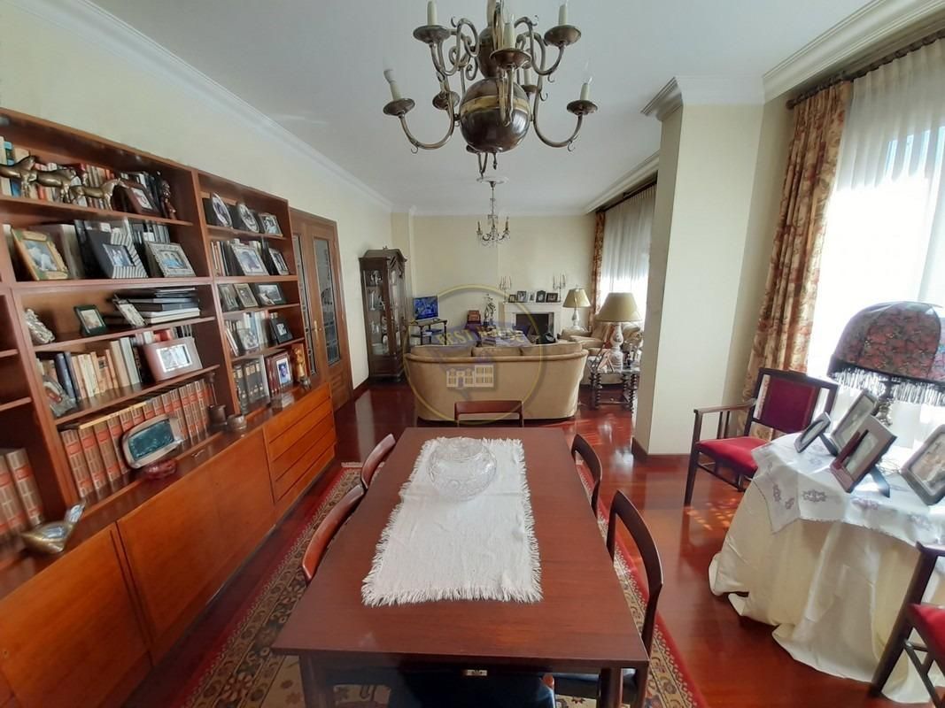 Dining room of Flat for sale in Vigo   with Heating, Terrace and Storage room