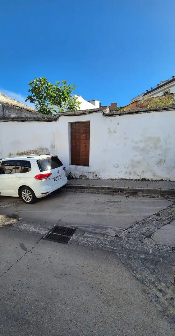 Parkplatz von Residential zum Verkauf in Almodóvar del Río