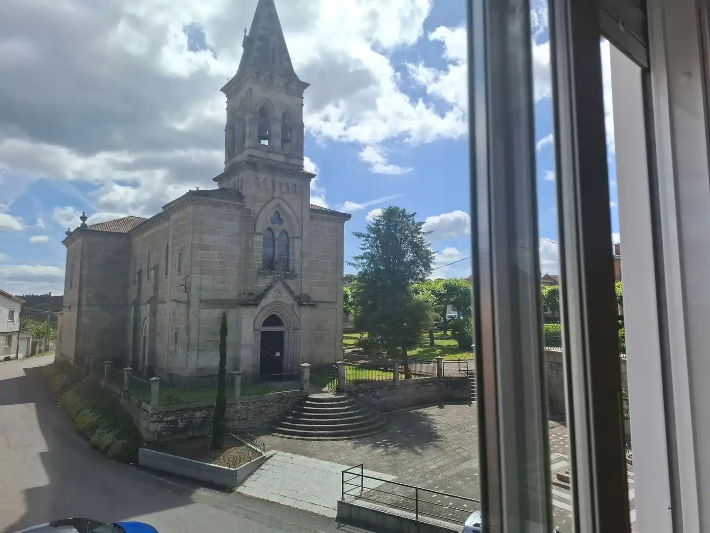 Vista exterior de Edificio en venta en Maside, Ourense