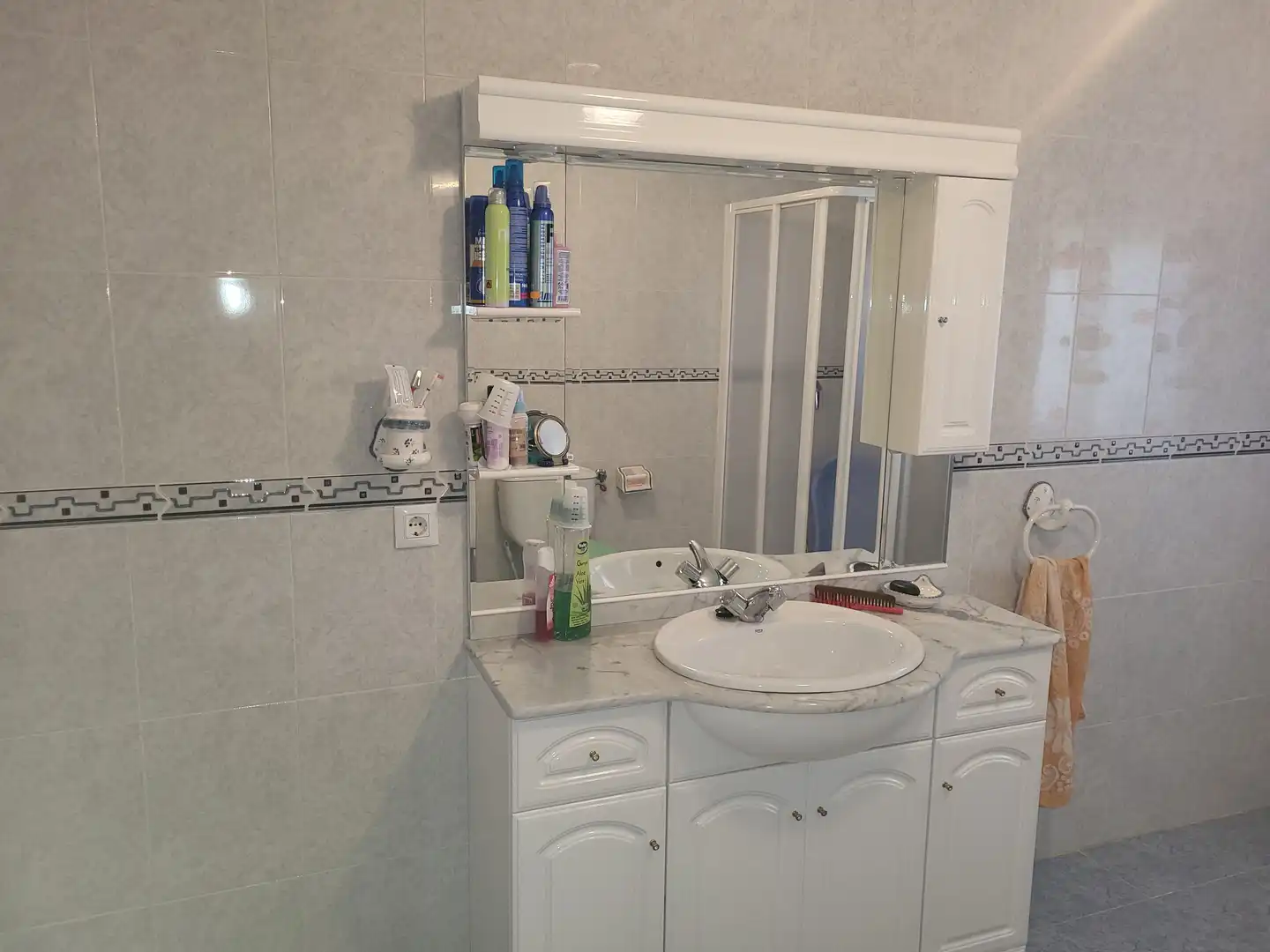 Bany de Casa o xalet en venda en Burgohondo amb Jardí privat i Traster