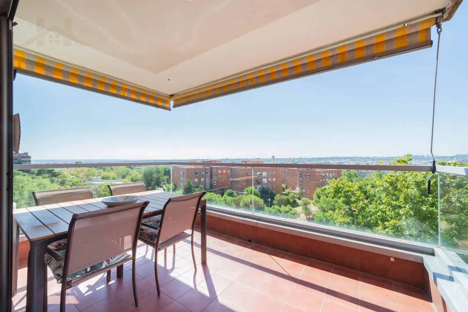 Terrasse von Wohnung zum Verkauf in Alcobendas mit Klimaanlage, Heizung und Parkett