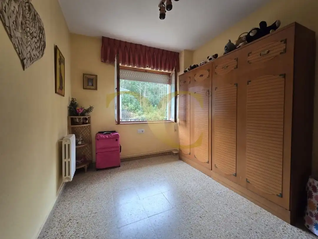 Habitación de Casa o chalet en venta en Llanes con Calefacción, Jardín privado y Terraza