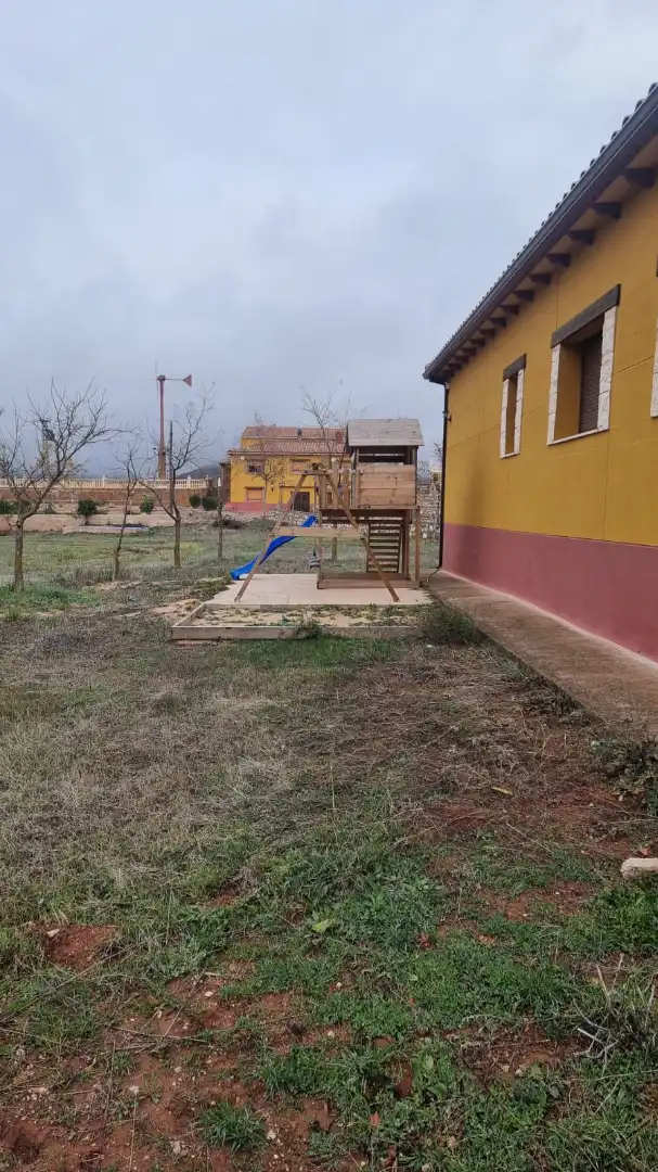 Casa o chalet en venta en Alcaraz con Aire acondicionado, Calefacción y Jardín privado