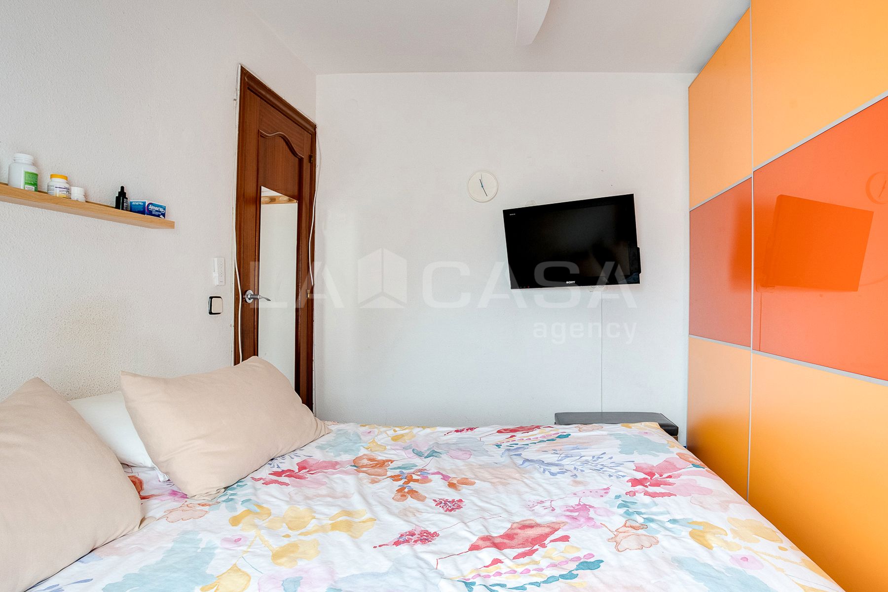 Dormitori de Pis en venda en  Barcelona Capital amb Balcó