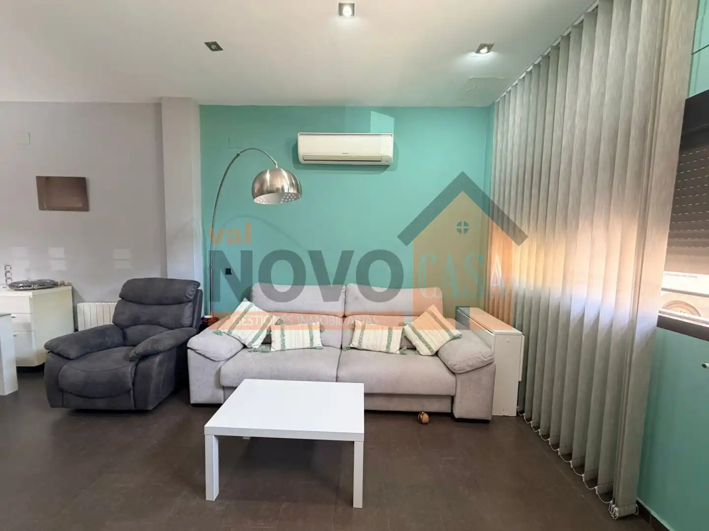 Sala d'estar de Pis en venda en Silla amb Aire condicionat i Calefacció