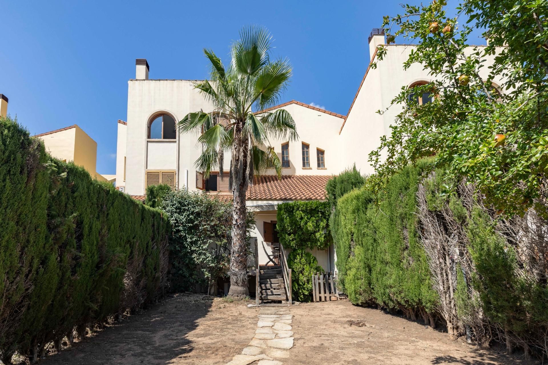 Exterior view of Single-family semi-detached to rent in Bétera