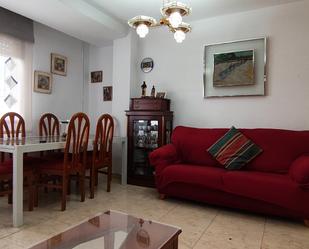 Sala d'estar de Dúplex en venda en  Logroño amb Calefacció i Parquet