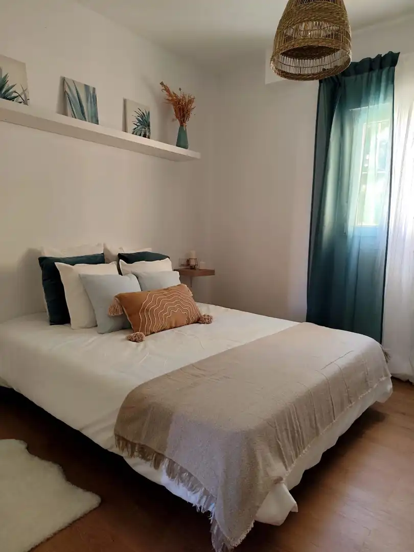 Bedroom of Apartments for sale in Algeciras  with Furnished