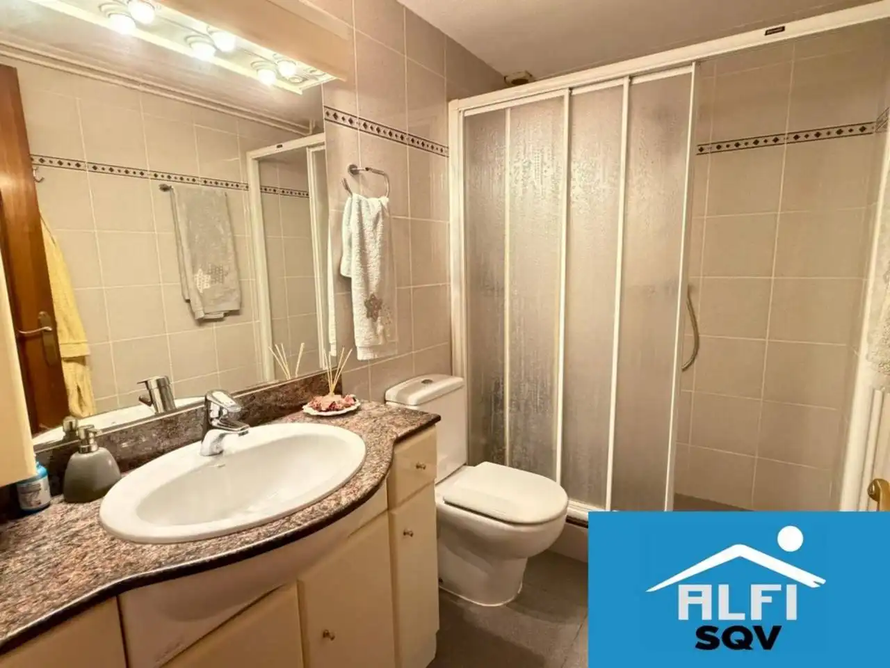 Bathroom of Houses for sale in Sant Quirze del Vallès  with Air Conditioner, Heating and Private garden