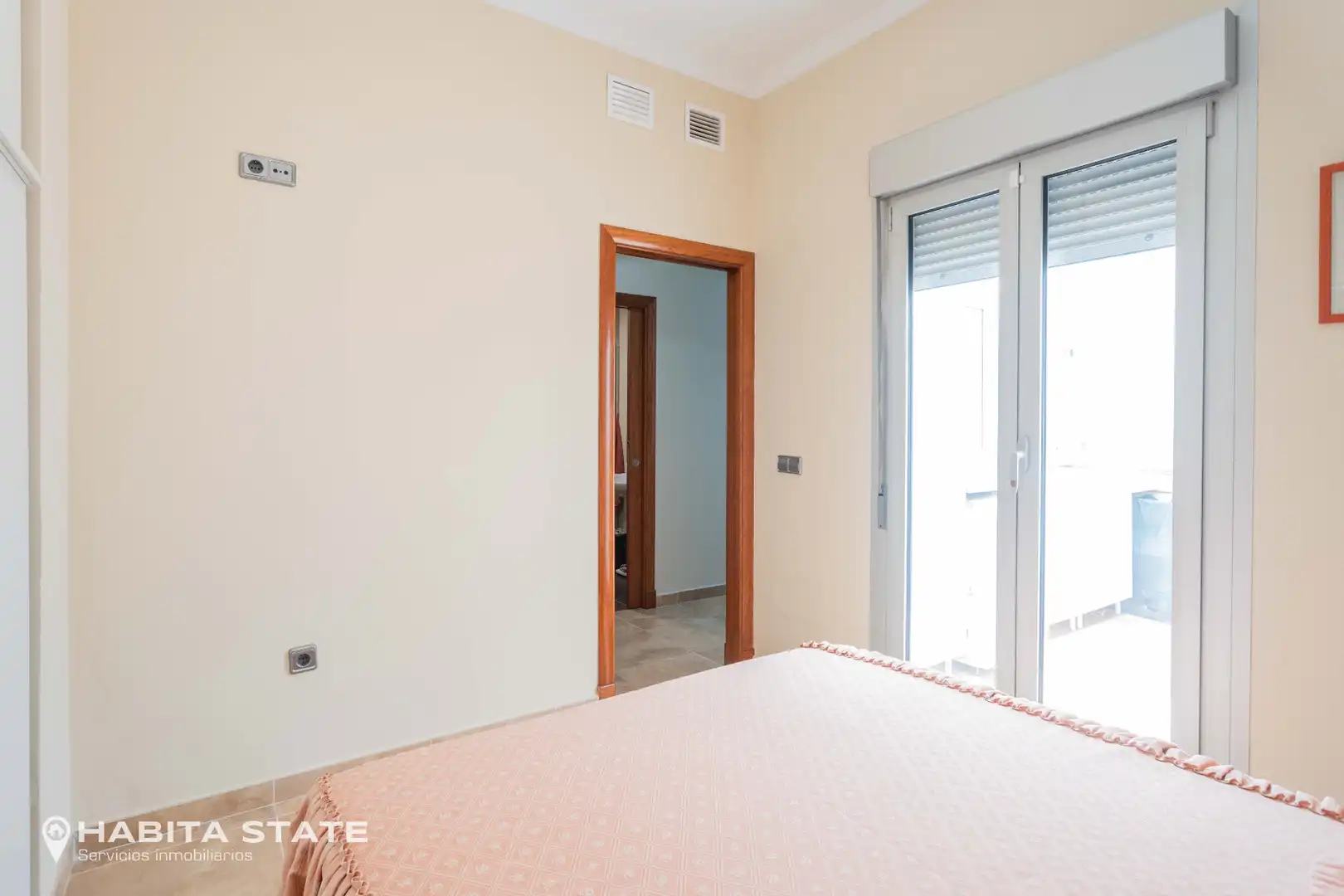 Habitación de Piso en venta en Almería con Aire acondicionado, Calefacción y Trastero
