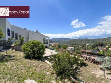 Casa amb balcó en venda a Olivella