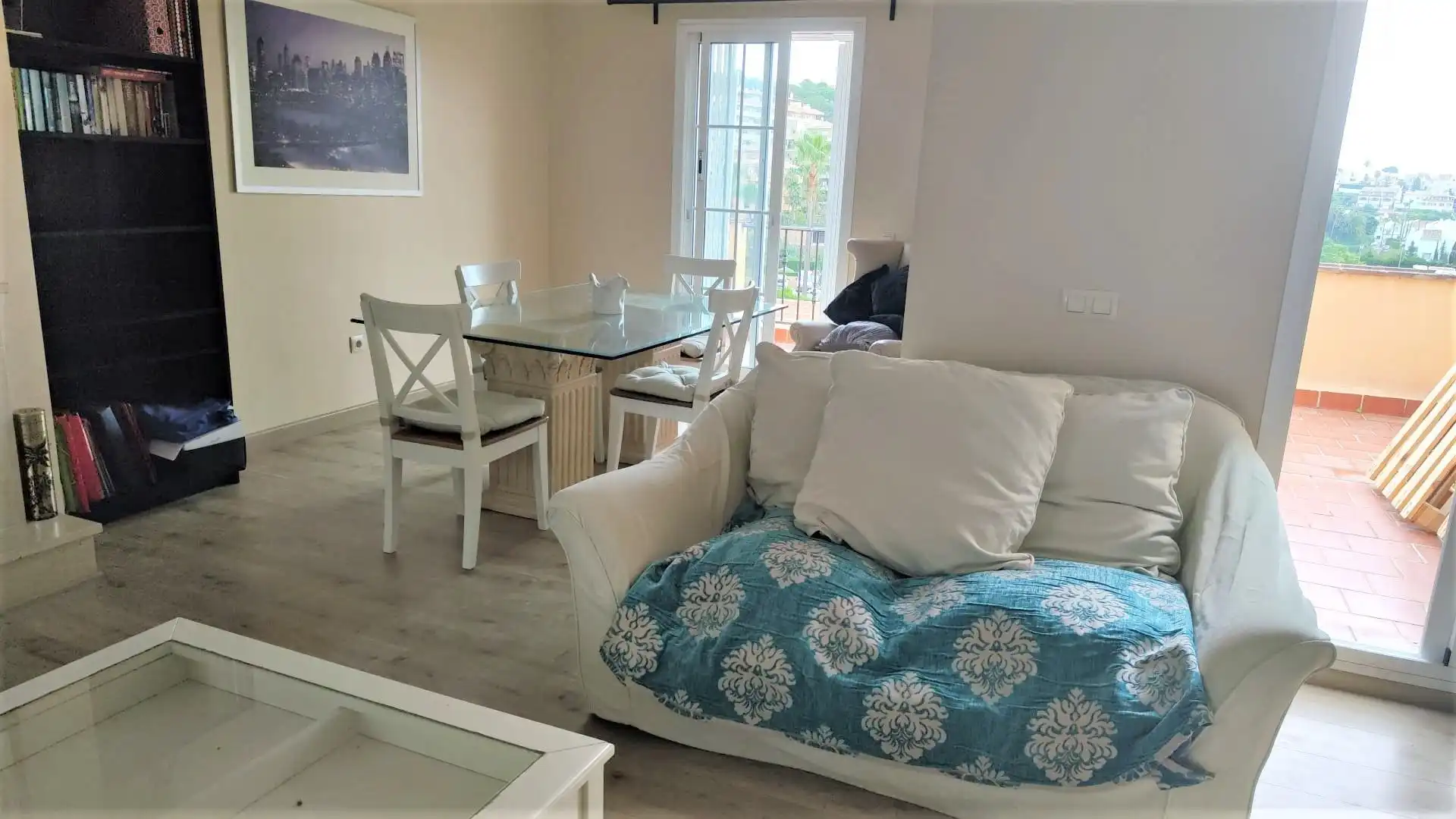 Sala de estar de Casa adosada en venta en Marbella con Terraza y Piscina