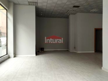 Gewerbefläche zur Miete in Industria