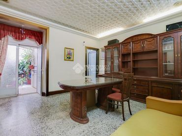 Flat for sale in Carrer de Santa Marta