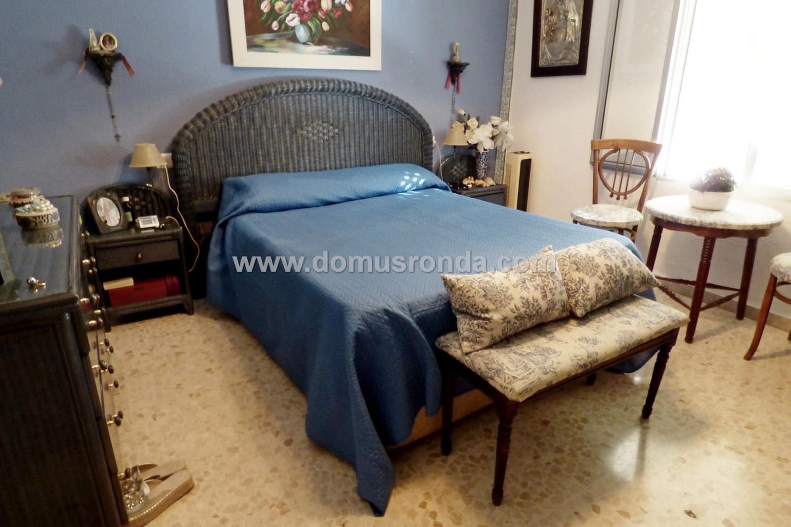 Bedroom of Flat for sale in Ronda  with Air Conditioner and Heating