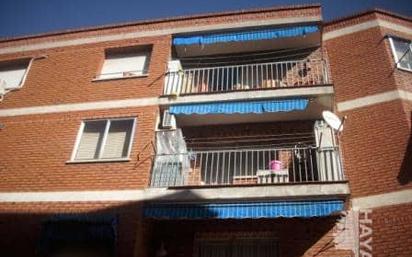 Vista exterior de Pis en venda en Herencia amb Calefacció i Terrassa