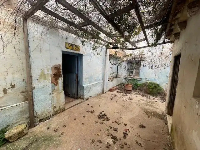 Casa adosada en venda a Belchite