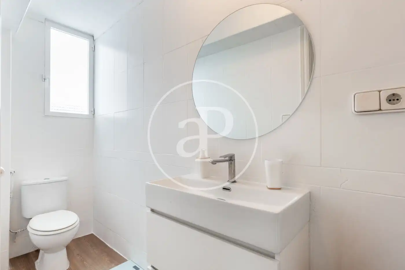 Baño de Piso en venta en Valencia con Aire acondicionado, Calefacción y Trastero