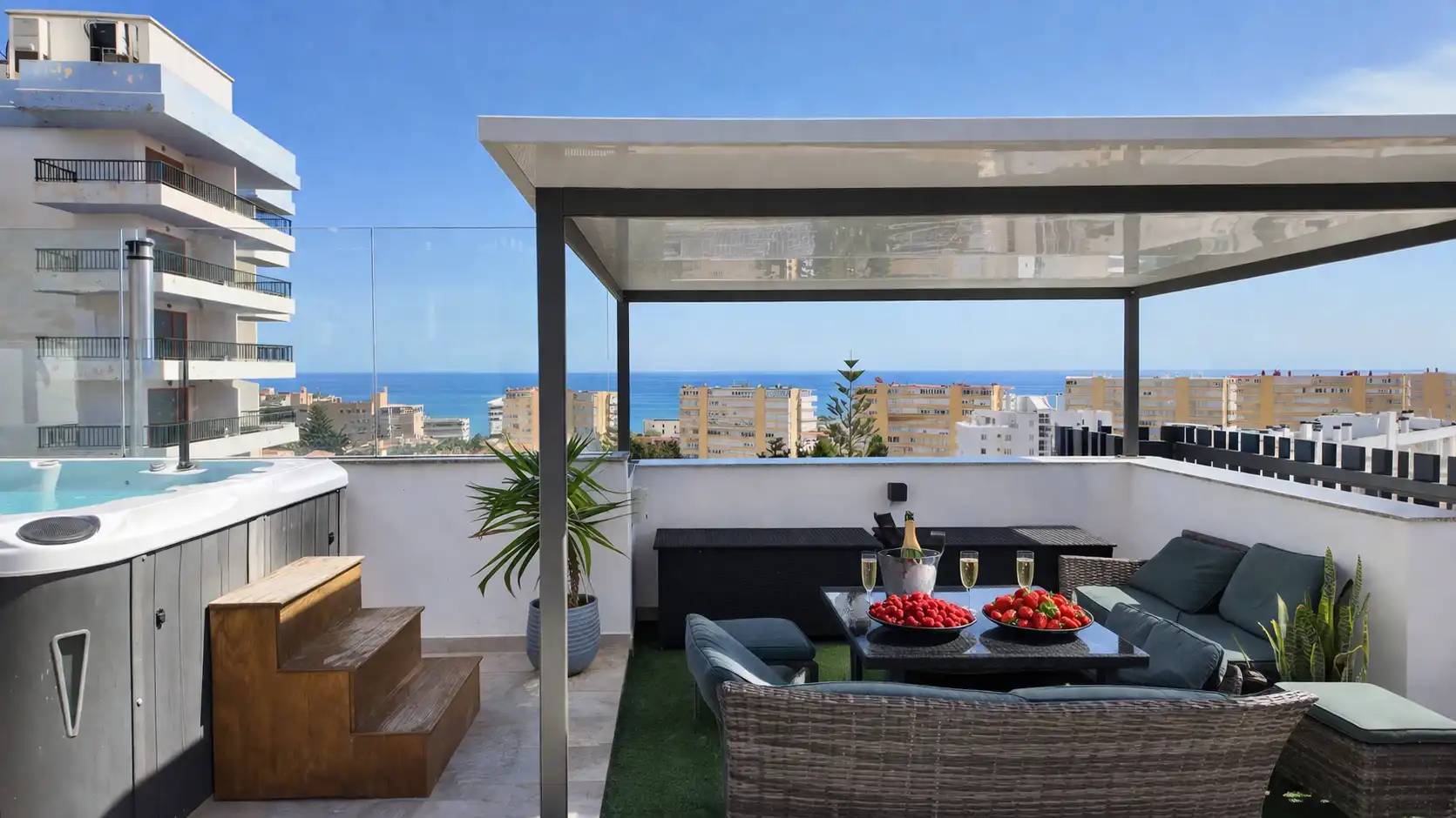 Penthouse with terrace for sale in Montemar, imagen 2