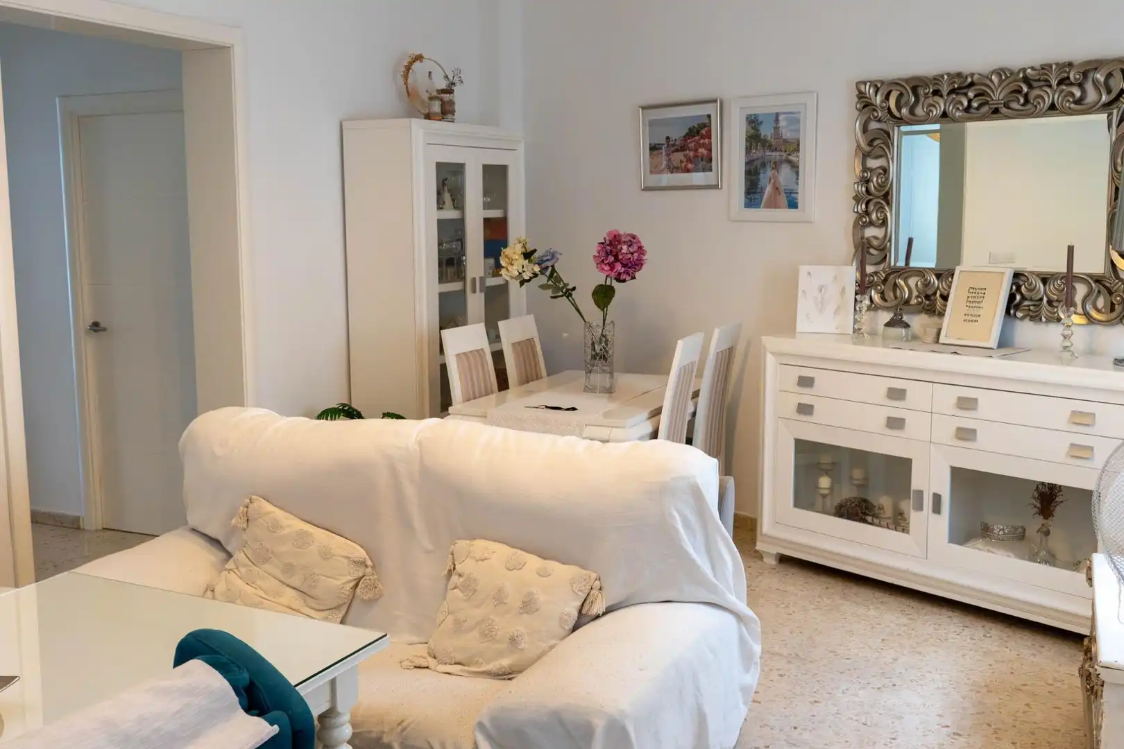 Living room of Houses for sale in Carrión de los Céspedes  with Air Conditioner and Heating