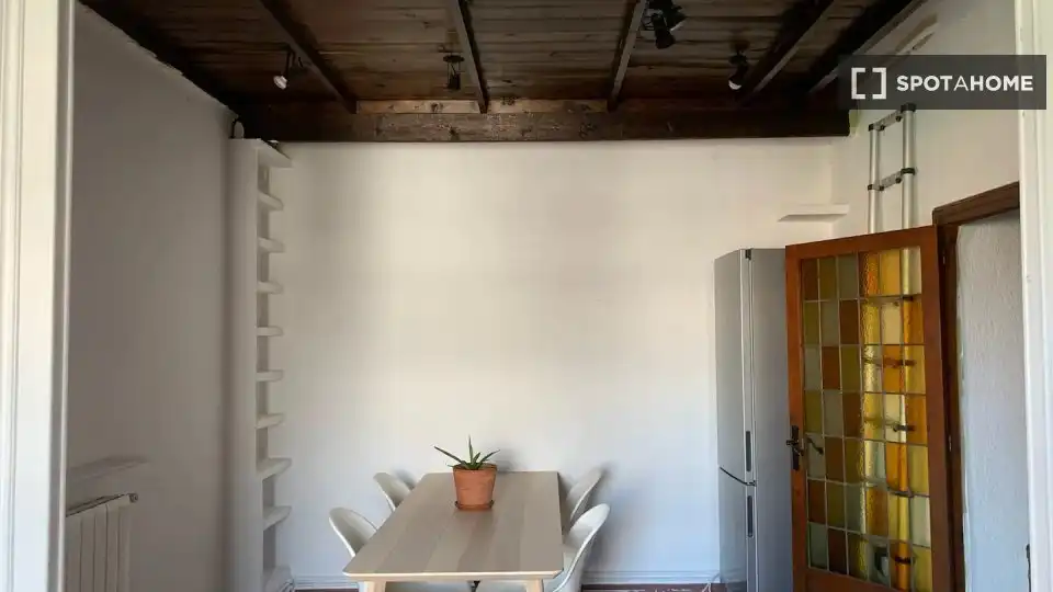 Flat with terrace to rent in Sant Martí, imagen 5