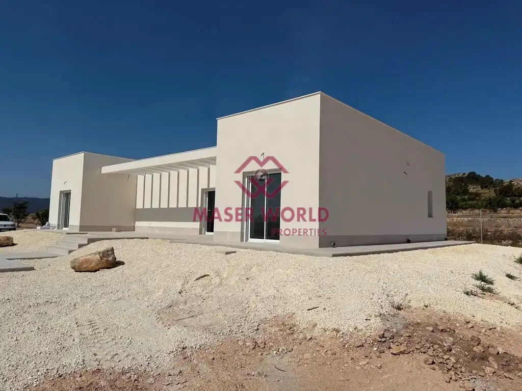 Villa mit Pool zum Verkauf in El Pinós / Pinoso, imagen 4