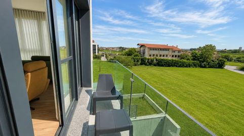 Foto 2 de Piso en venta en Calle Isla del Castro, Soto de la Marina, Santa Cruz de Bezana