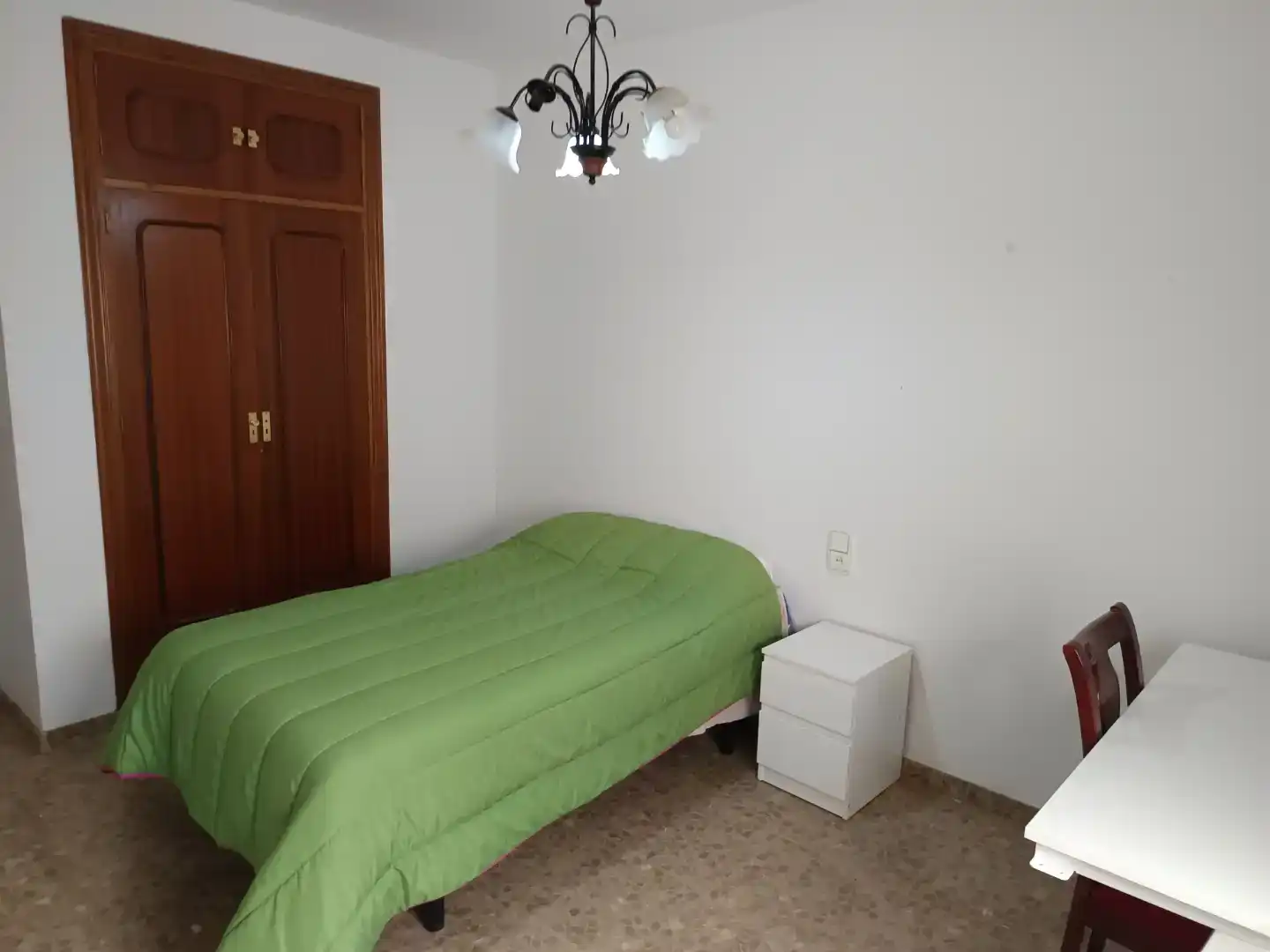 Habitación de Piso en venta en Antequera con Balcón