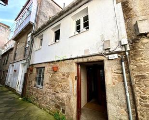 Vista exterior de Casa o xalet en venda en Santiago de Compostela 