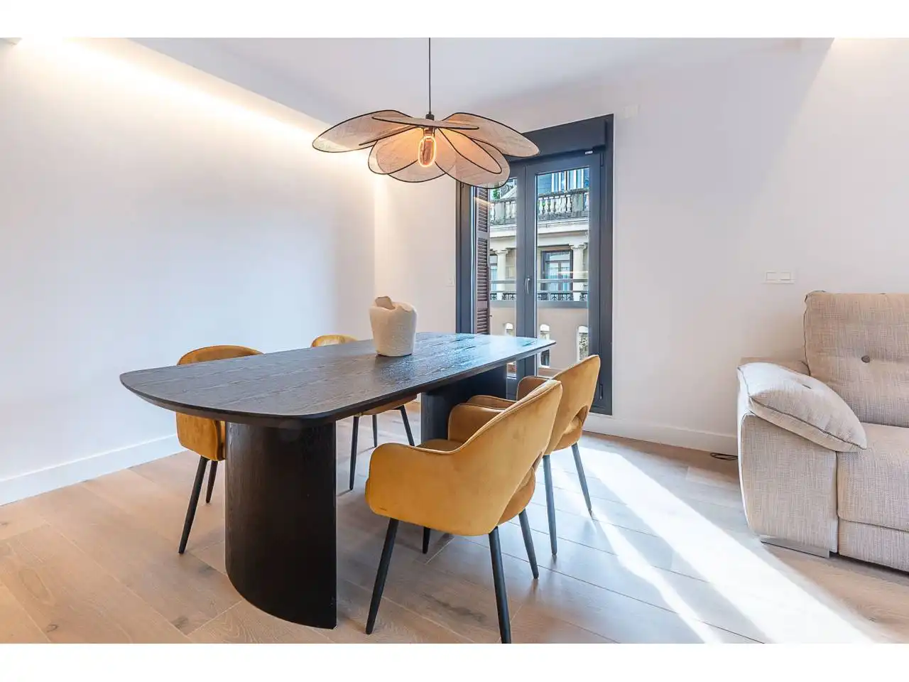 Comedor de Piso en venta en Donostia - San Sebastián  con Calefacción, Terraza y Trastero