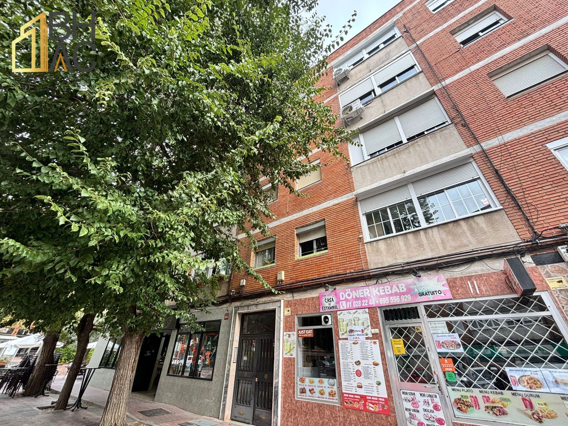 Vista exterior de Pis en venda en Móstoles amb Calefacció