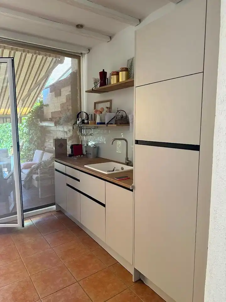 Cuina de Casa o xalet en venda en Zaragoza amb Aire condicionat, Calefacció i Jardí privat