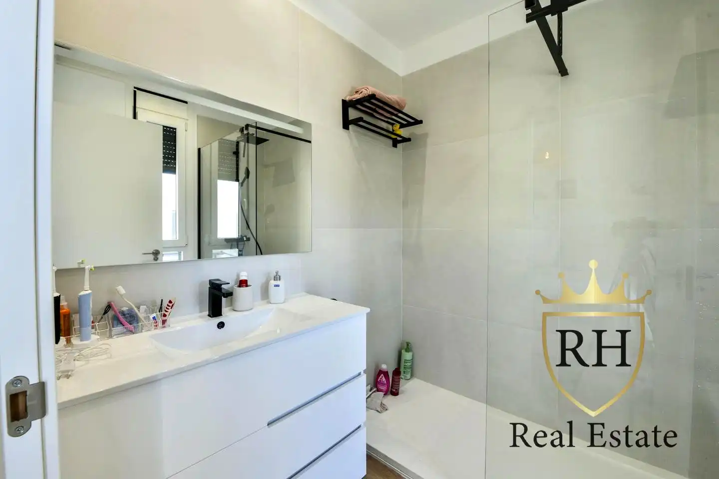 Bathroom of Flat for sale in Marratxí  with Air Conditioner, Heating and Terrace