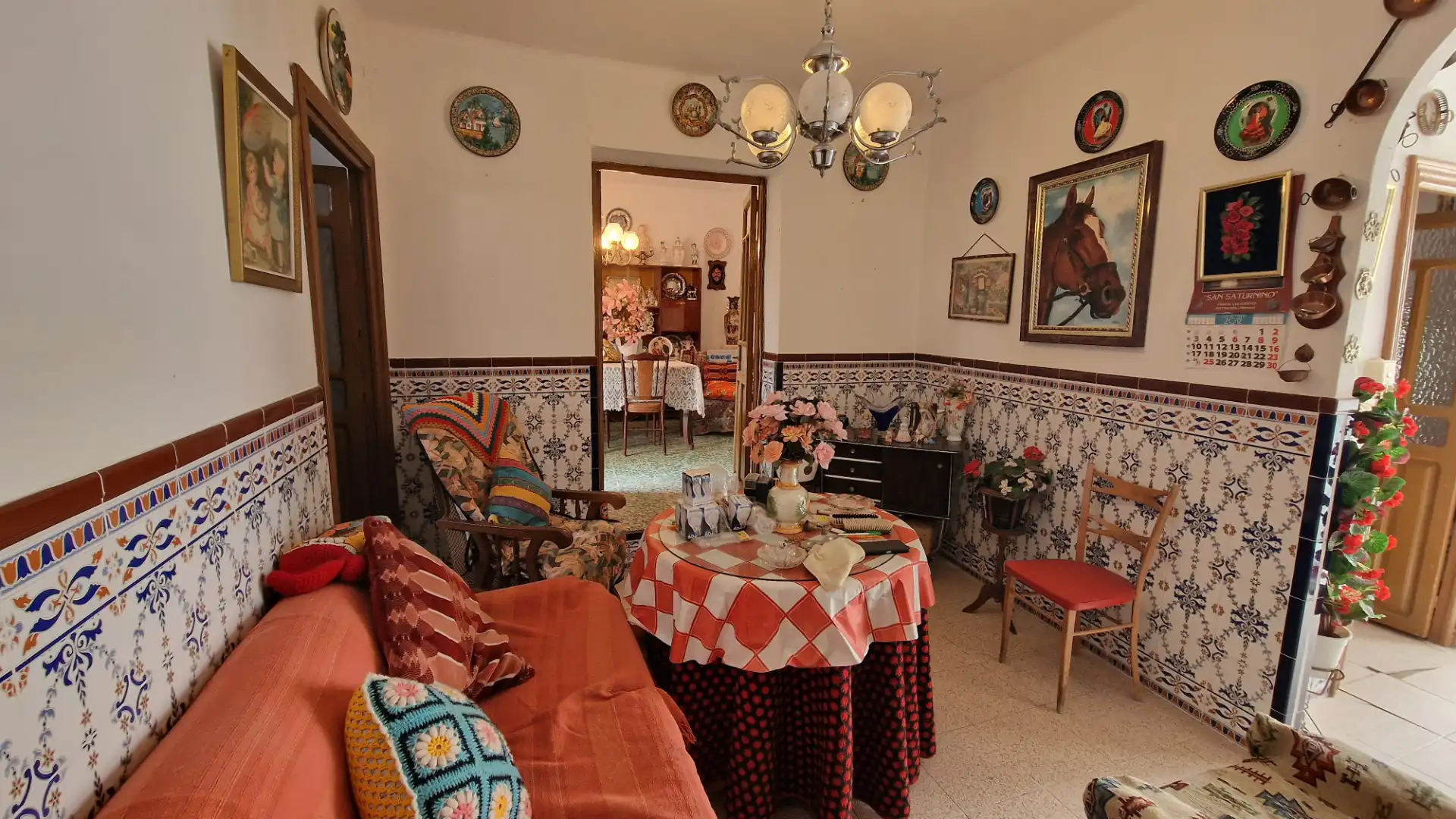 Sala d'estar de Casa o xalet en venda en Instinción amb Moblat