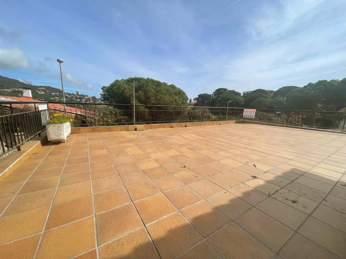 Terrasse von Einfamilien-Reihenhaus zum Verkauf in Lloret de Mar mit Terrasse