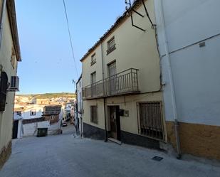 Exterior view of Single-family semi-detached for sale in Villanueva del Arzobispo  with Terrace